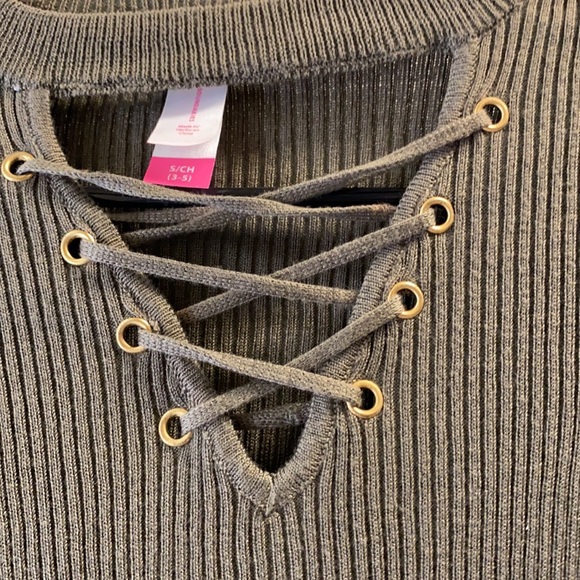 Small sweater - Picture 3 of 3